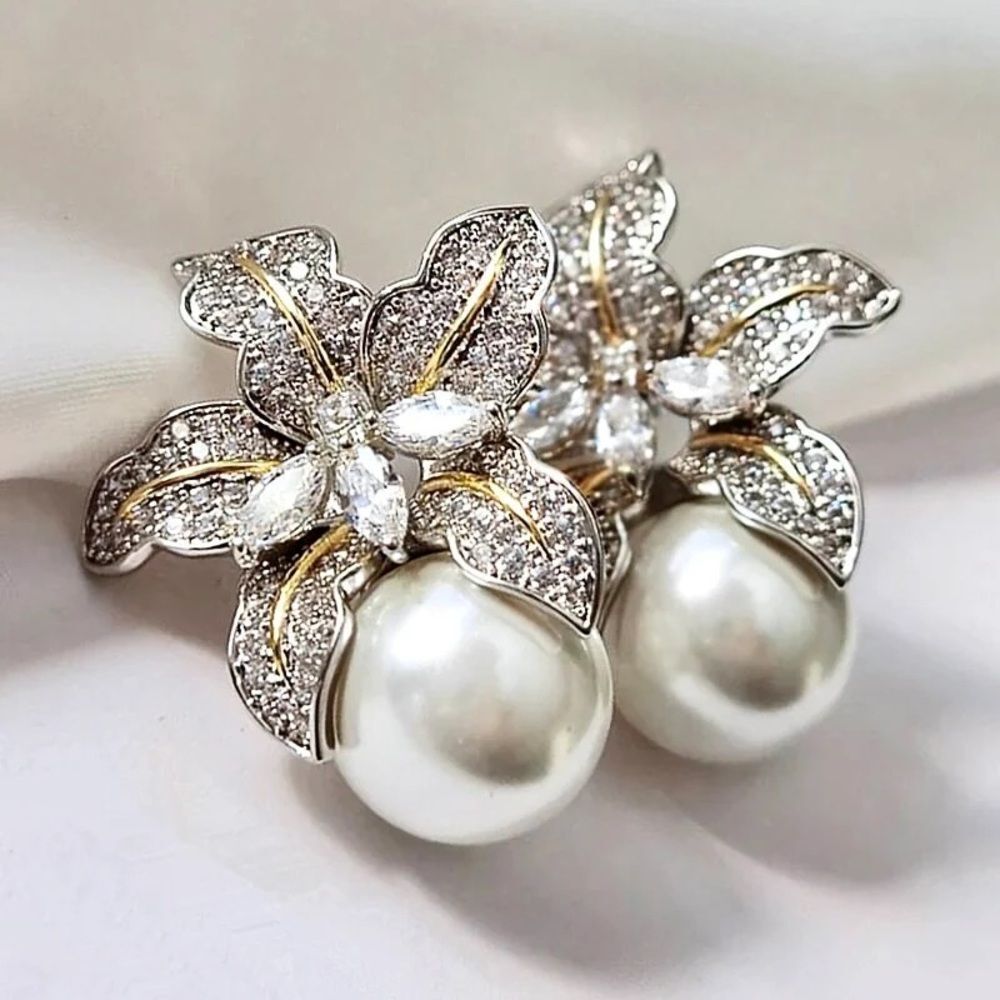 ✨Gorgeous Elegant Silver Cz Diamond Pave Star Lily &PearlPost back Earringss - Picture 9 of 17